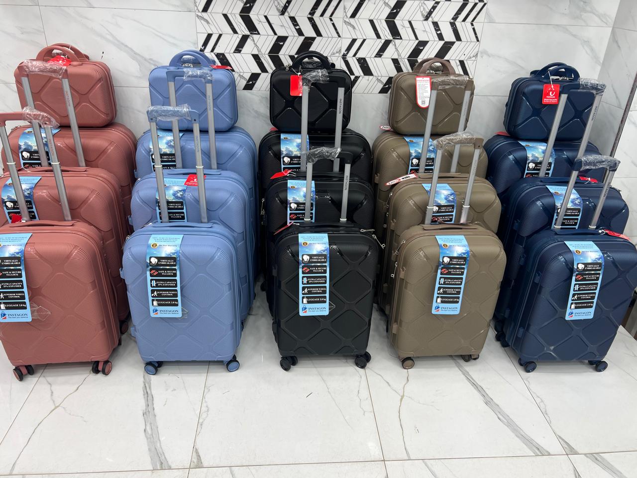 Instagon premium luggage bag set of 4