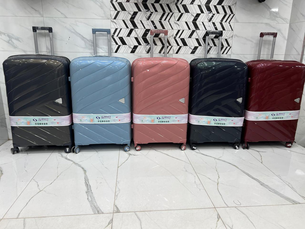 Imported Summit luxury luggage bag set of 4